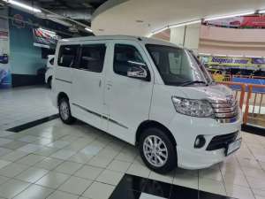 Jual bekas DAIHATSU LUXIO X MANUAL TAHUN 2023 LIKE NEW,lokasi di Jombang  Kab.