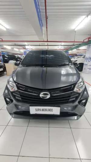 Jual bekas Daihatsu Sigra Type R 1.2 Tahun 2023 Matic,lokasi di Surabaya Kota