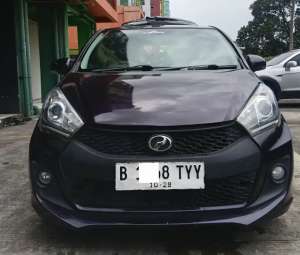 Jual bekas Daihatsu sirion 1.3 manual 2014,lokasi di Jakarta Timur