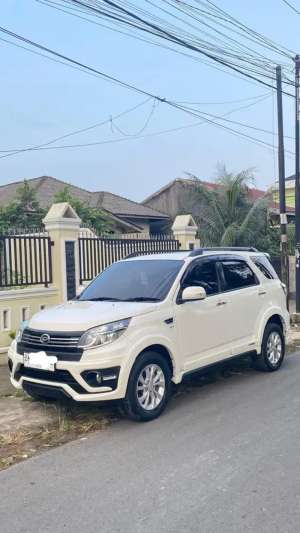 Jual bekas Daihatsu Terios 2016 Bensin,lokasi di Medan Kota