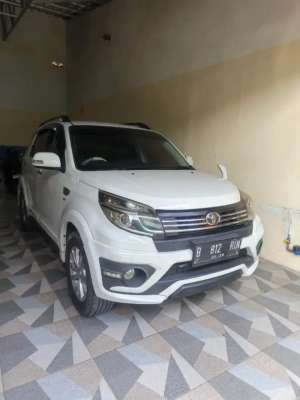 Jual bekas Daihatsu Terios R adventure2015 manual,lokasi di  ,Karawang Kab.