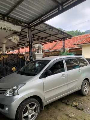 Jual bekas Daihatsu Xenia 2012 Bensin,lokasi di Bandung Kab.