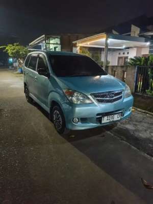 Jual bekas Daihatsu xenia li VVT-i 2006 pajak hidup,lokasi di Karawang Kab.