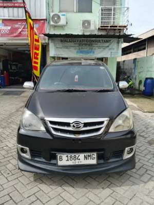Jual bekas Daihatsu Xenia Xi 1.3 At,lokasi di Jakarta Timur