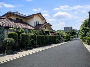 Dekat Toll, mall. Dalam komplek. Rumah Cilandak, Pondok Labu Dijual lokasi di Jakarta Selatan, tersedia melalui melalui situs Olx