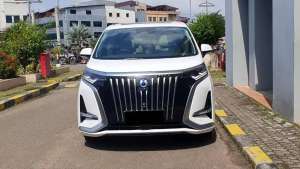 Jual bekas Denza D9 D 9 Elite FWD 4x2 EV AT 2025 Putih Km.7rb,lokasi di Jakarta Selatan