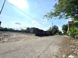 Depan Resto Tengkleng Gajah Jakal, Tanah Dijual Murah lokasi di Sleman Kab., tersedia melalui melalui situs Olx