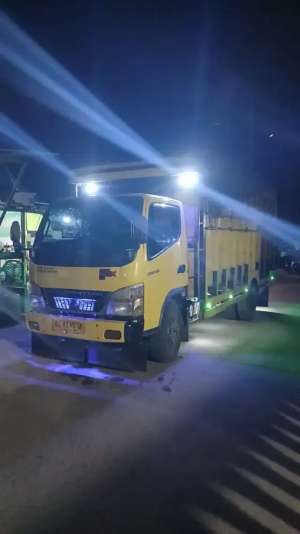 Jual bekas Di jual canter colt diesel HDX 6.6 tahun 2107,lokasi di Aceh Selatan Kab.