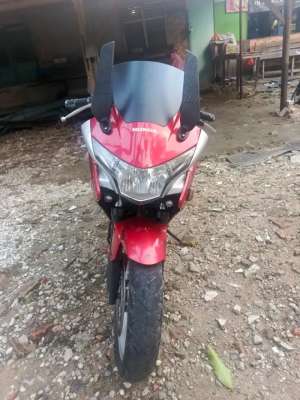 Jual bekas Di jual CBR 250R,lokasi di Pekanbaru Kota