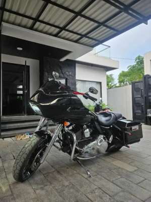 Jual bekas Di Jual Cepat Harley Davidson Roadglide ABS Th 2010 Full paper MABUA,lokasi di Bekasi Kab.
