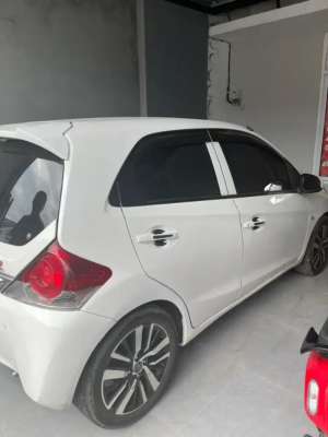 Jual bekas Di jual Cepat Honda BRIO Matic,lokasi di Sleman Kab.