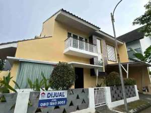 DI JUAL CEPAT RUMAH DI PISANGAN CIPUTAT TIMUR lokasi di Tangerang Selatan Kota, tersedia melalui melalui situs Olx