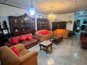 DI JUAL CEPAT RUMAH DI BOULEVARD ASEM BARIS RAYA - LOKASI STRATEGIS lokasi di Jakarta Selatan, tersedia melalui melalui situs Olx