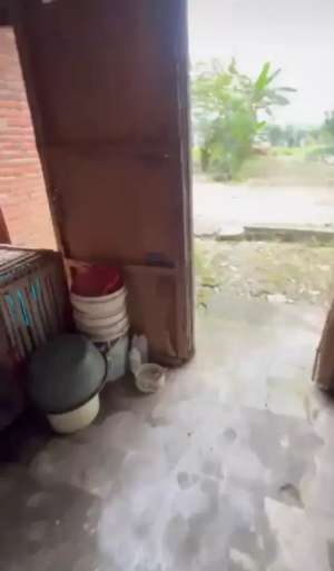 Di jual cepat rumah hitung tanah lokasi di Bogor Kab., tersedia melalui melalui situs Olx