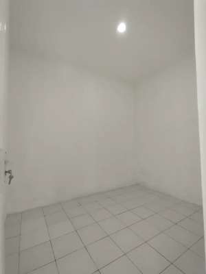 Di jual cepat rumah Tirta wana sinar mas bumi serpong damai tangerang lokasi di Tangerang Selatan Kota, tersedia melalui melalui situs Olx