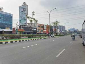 Di jual cepat tanah komersial di pinggir jalan rayapropinsi lokasi di Tangerang Kota, tersedia melalui melalui situs Olx