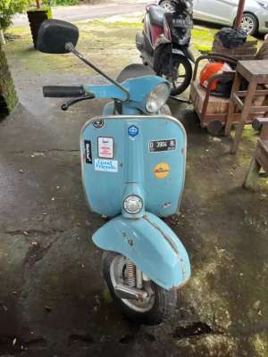 Jual bekas DI JUAL CEPAT VESPA SUPER TAHUN 1978,lokasi di Sleman Kab.