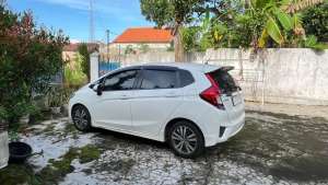Jual bekas Di jual Honda Jazz RS GK5 AT 2015 Putih KM 97rb Asli Matic Terawat,lokasi di Ponorogo Kab.