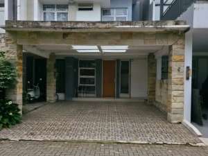 Di Jual Lelang Rumah 2 Lantai di Perumahan Modern Hill Cluster The Palm Pamulang Tangerang Selatan lokasi di Tangerang Selatan Kota, tersedia melalui melalui situs Olx