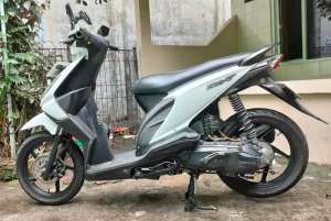 Jual bekas Di jual motor Honda Beat karbu warna putih tahun 2012,lokasi di  ,Jakarta Pusat