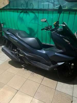 Jual bekas Di jual motor PCX 160,lokasi di Tangerang Kota