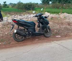 Jual bekas Di jual motor pribadi vario 160 ABS 2023,lokasi di Karawang Kab.