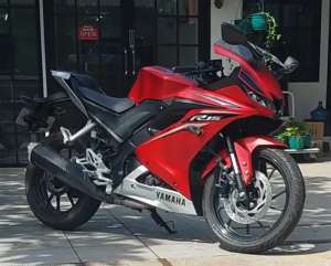 Jual bekas di jual motor R15,lokasi di Jakarta Selatan