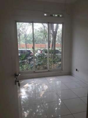 di jual murah rumah Summarecon Serpong The Springs - Cluster Starling. lokasi di Tangerang Kota, tersedia melalui melalui situs Olx