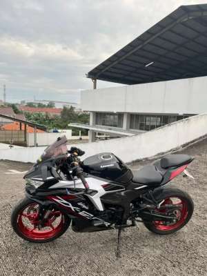 Jual bekas DI JUAL NINJA ZX25R,lokasi di  ,Depok Kota
