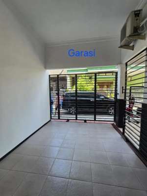 Di Jual Rumah 2 Lt, di lokasi strategis lokasi di Surabaya Kota, tersedia melalui melalui situs Olx