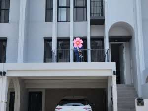 Di Jual Rumah 4BR Aether BSD lokasi di Tangerang Kab., tersedia melalui melalui situs Olx