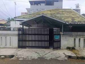 Di Jual rumah bagus lengkap dengan furnish 4 kamar tidur di pluit muara Karang Jakarta utara lokasi di Jakarta Utara, tersedia melalui melalui situs Olx