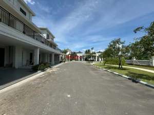 DI JUAL RUMAH BARI DI KOMP JEWEL PARK MEDAN POLONIA lokasi di Medan Kota, tersedia melalui melalui situs Olx