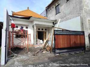 Di jual rumah baru tahap pembangunan type 80114 di tibung sari kwanji dalung perbatasan Denpasar Barat lokasi di Denpasar Kota, tersedia melalui melalui situs Olx
