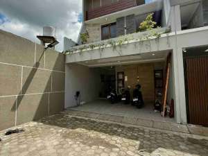 DI JUAL RUMAHDI CLUSTER EKSKLUSIF DALAM RINGROAD DEKAT JALAN RAYA GEDONG KUNING. lokasi di Yogyakarta Kota, tersedia melalui melalui situs Olx