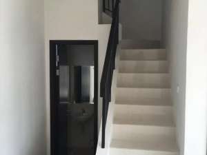 DI JUAL RUMAH DI EMINENT BSD lokasi di Tangerang Kab., tersedia melalui melalui situs Olx