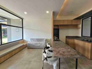 DI JUAL RUMAH HOT PROPERTY HARGA TERJUN BEBAS SVANI TANAKAYU, BUMI SERPONG DAMAI, BSD lokasi di Tangerang Kab., tersedia melalui melalui situs Olx