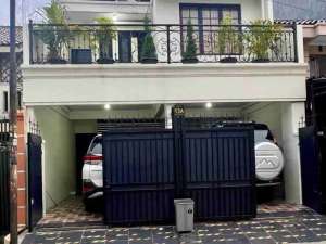 DI JUAL RUMAH KARANG TENGAH PERMAI DI RENOVASI lokasi di Tangerang Kota, tersedia melalui melalui situs Olx