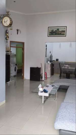 Di jualRumah Klampis semolo TimurPerabot, Siap Huni lokasi di Surabaya Kota, tersedia melalui melalui situs Olx