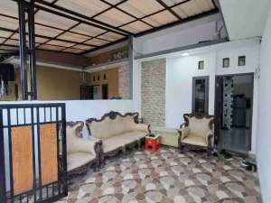 Di jual rumah minimalis kokoh permanen disain yg bgus lokasi Ciledug depan Ramaya Tangerang kota lokasi di Tangerang Kota, tersedia melalui melalui situs Olx