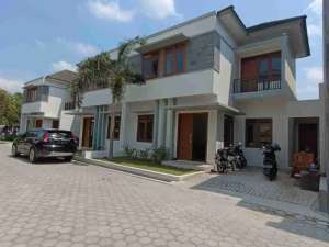 di jual Rumah Mirota Godean lokasi di Yogyakarta Kota, tersedia melalui melalui situs Olx