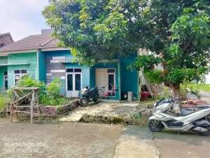 Di jual rumah murah posisi hook di Grandresiden city lokasi di Bekasi Kota, tersedia melalui melalui situs Olx