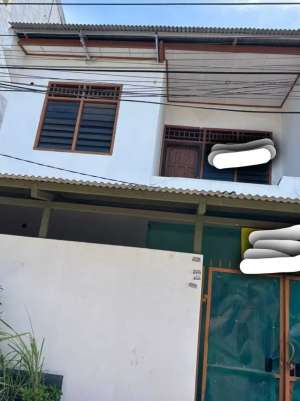 DI JUAL RUMAH VILLA TAMAN BANDARA SIAP HUNI SUDAH RENOVASI lokasi di Tangerang Kab., tersedia melalui melalui situs Olx