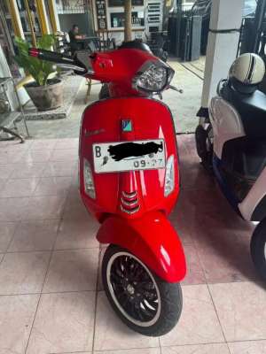 Jual bekas Di Jual Vespa Sprint 2022 - Merah Glosy,lokasi di Palembang Kota