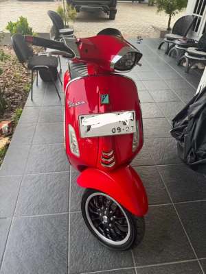 Jual bekas Di Jual Vespa Sprint I Get ABS - Tahun 2022 Red Glosy,lokasi di Palembang Kota