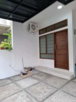 Di kontrakan atau disewakan lokasi di Jakarta Barat, tersedia melalui melalui situs Olx