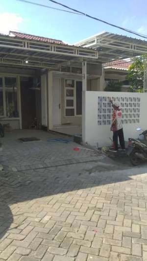 Di kontrakan Jade Hamlet Ivory II lokasi di Gresik Kab., tersedia melalui melalui situs Olx