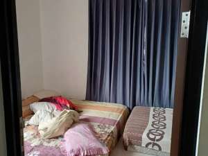 DI SEWAKAN RUMAH 2 LANTAI SEMI FURNISH DI ROYAL PALM BLOSSOM lokasi di Jakarta Barat, tersedia melalui melalui situs Olx