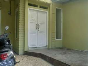 Di Sewakan Rumah Minimalis Siap Huni,, Dekat Satsiun Depok lokasi di Depok Kota, tersedia melalui melalui situs Olx