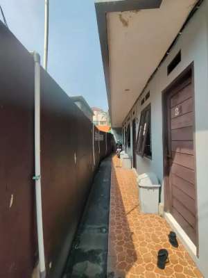 Di Sewakan Rumah Petakan di Cipete Utara, Jakarta Selatan lokasi di Jakarta Selatan, tersedia melalui melalui situs Olx